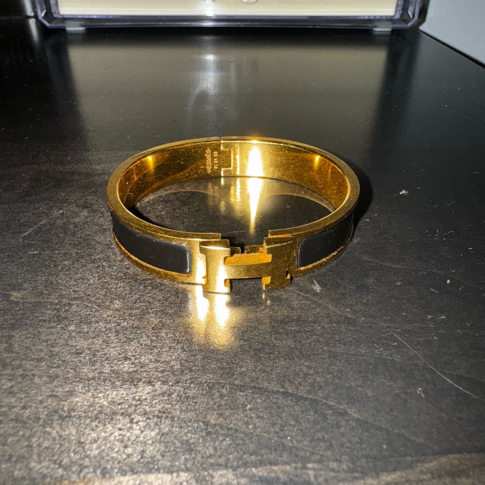 AUTHENTIC HERMES CLIC H BRACELET